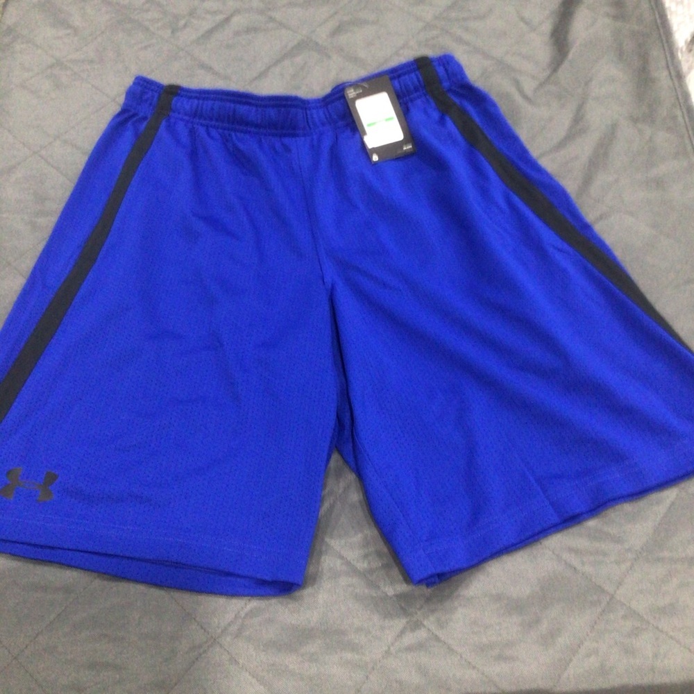 Men’s Under Armour Sports Shorts Size Large